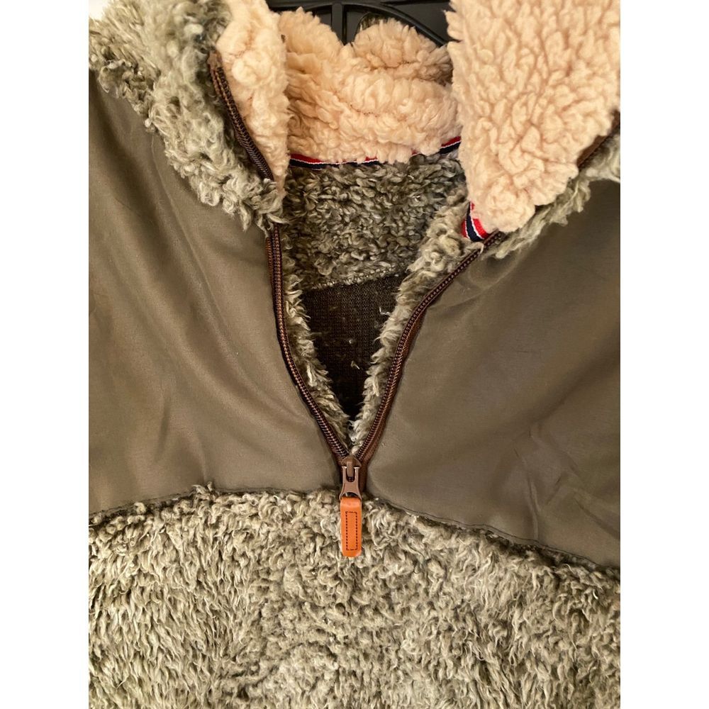 Small Medium pull over - Picture 2 of 3